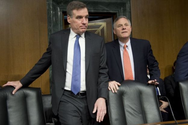 Sen Warner (left) and Sen Burr