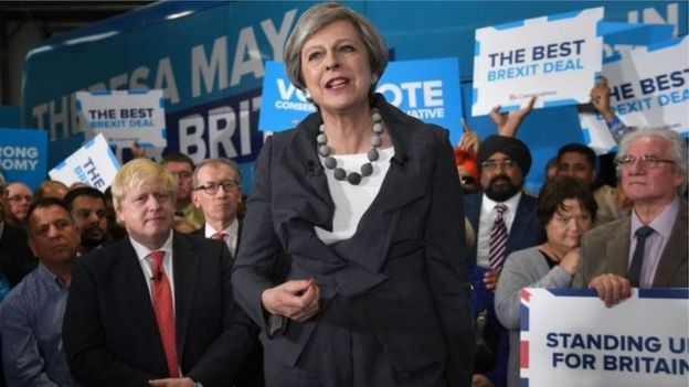 رئيسة الوزراء البريطانية تريزا ماي