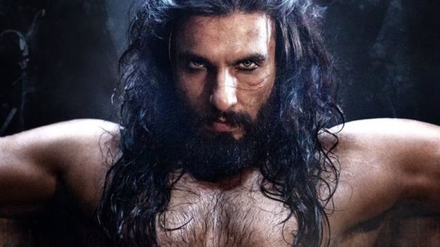 அலாவுதீன் கில்ஜியாக நடித்துள்ளார் ரன்வீர் சிங்