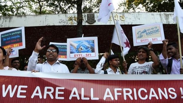 Des Indiens manifestent contre les violences faites aux Africains