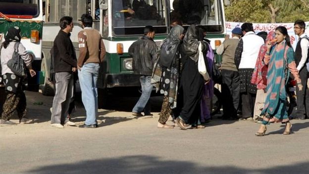 جامعہ کراچی کے طلبہ