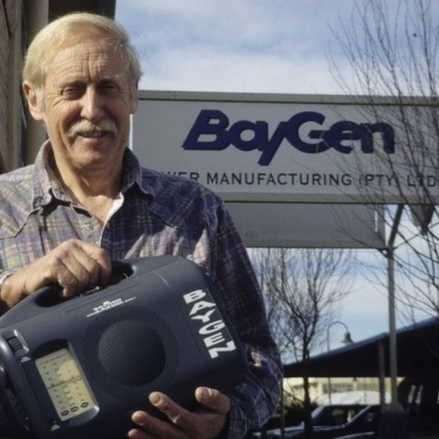 Trevor Baylis with his clockwork radio