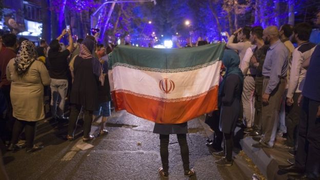 شادی هواداران روحانی
