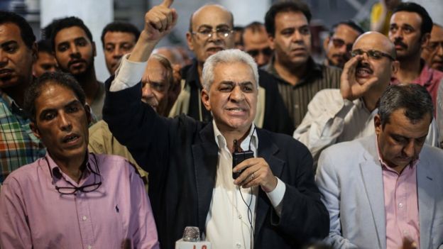 مصر: دعوات عبر تويتر للتظاهر بعد الموافقة على تسليم #تيران_وصنافير