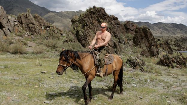 Putin a cavalo