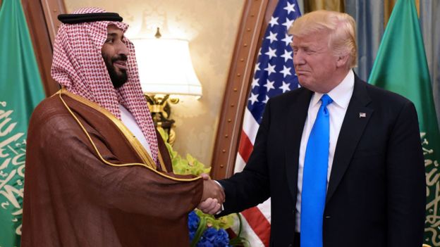 صراع السعودية وإيران: من هم الأعداء والحلفاء؟ _98703274_crop_trump_saudi