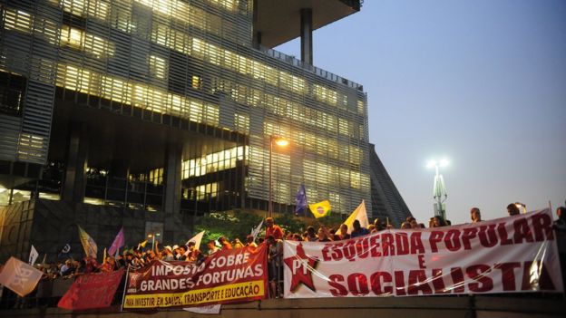 Manifestação em defesa da Petrobras no Rio