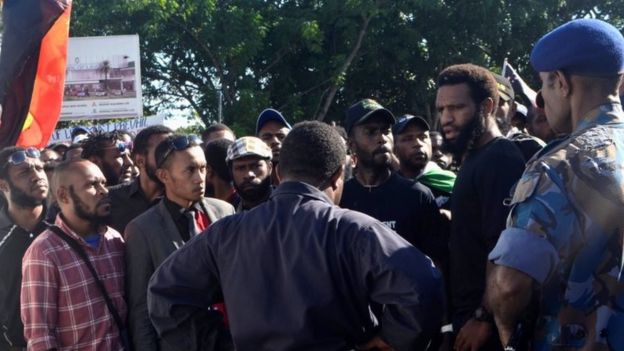 Students attempt to march from University of Papua New Guinea before being stopped by police in Port Moresby, Papua New Guinea. Photo: 8 June 2016