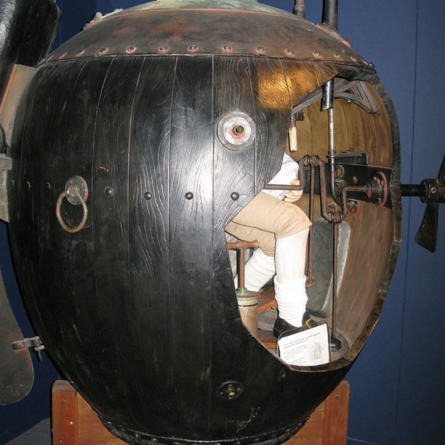 Un modelo del submarino Turtle en el Museo de la Real Marina Británica.
