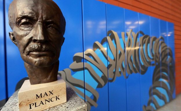 Busto de Max Planck