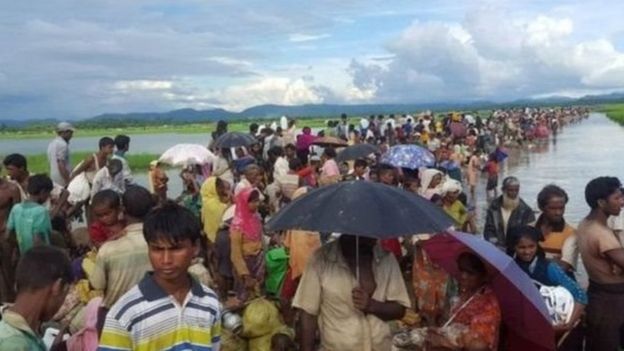 রোহিঙ্গাদের ঢল বাংলাদেশে