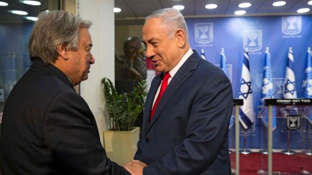 UN Secretary General António Guterres shakes hands with Israeli Prime Minister Benjamin Netanyahu in Jerusalem on 28 August 2017