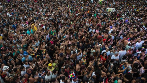 Multidão no Carnaval em Sã Paulo