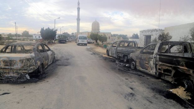 Mısır'da camiye saldırı