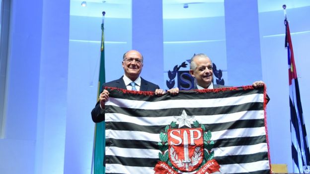 Alckmin e Marcio França, durante transmissão de cargo