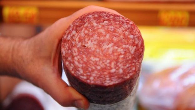 Fotografía de un salami.