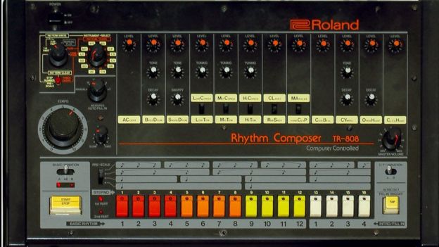 Ikutaro Kakehashi creó la clásica caja de ritmos Roland TR-808.