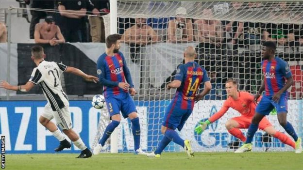Le Barça a de nouveau lourdement chuté, cette fois à Turin, dans le cadre de la première manche des quarts de finale de la Ligue des champions (3-0).