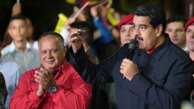 Diosdado Cabello y Nicolás Maduro.