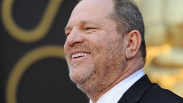 Harvey Weinstein fait face à de multiples accusations de harcèlement sexuel et viol de différentes femmes du milieu du cinéma.