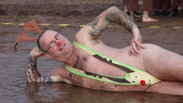 _87373915_exmouthmankini.jpg