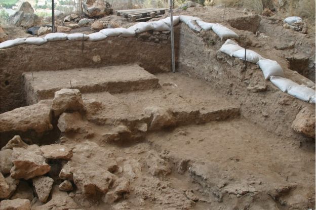 Excavación en la cueva de Misliya.