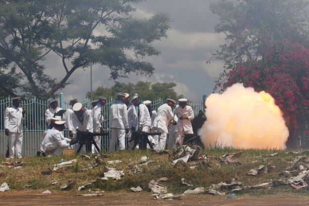 Kenyan military fire a cannon salute in Nairobi, 28 November