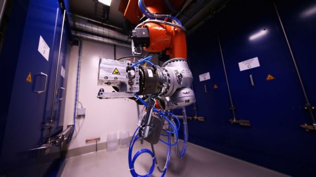 அணு துகள் அறிவியல்