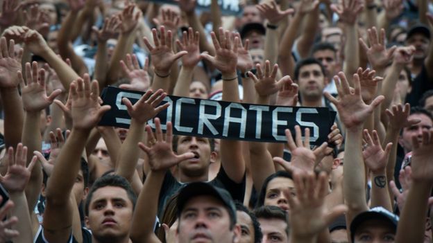 Afición tras la muerte de Sócrates en 2011