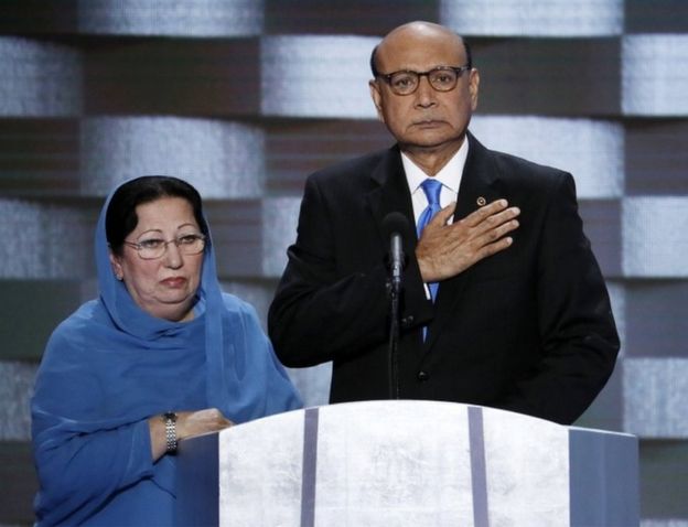 Trump aad ayaa arrinta qoyska Khan loogu cambaareeyay.
