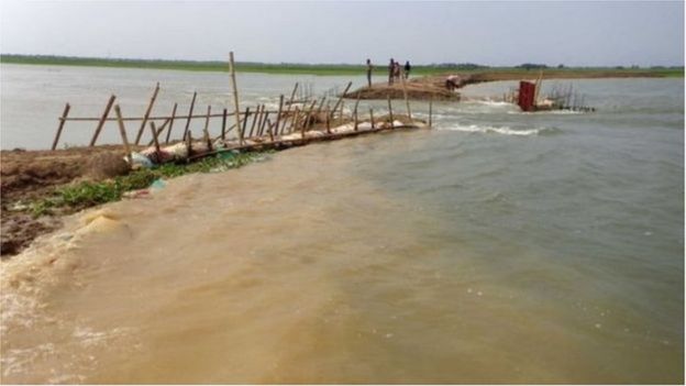 নষ্ট হয়েছে ক্ষেতের ফসল, প্রচুর পরিমাণে মাছ