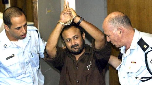 Ils seraient maintenant près d'un millier de prisonniers palestiniens à ne pas avoir mangé depuis près 4 semaines.
