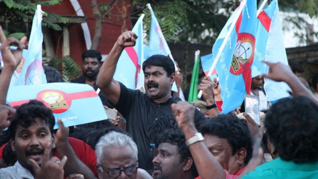 'சென்னையில் போராட்டத்தின்போது போலீசாரை தாக்கியது யார்?'