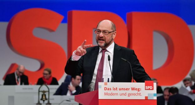 Leader of the Social Democratic Party (SPD) Martin Schulz addresses delegates during the party's congress on 8 December, 2017 in Berlin.