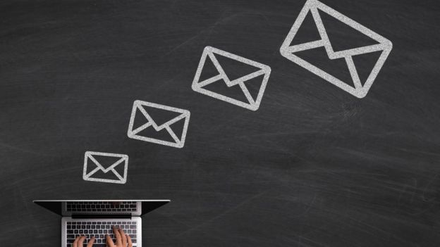 emails (ilustraci??n)