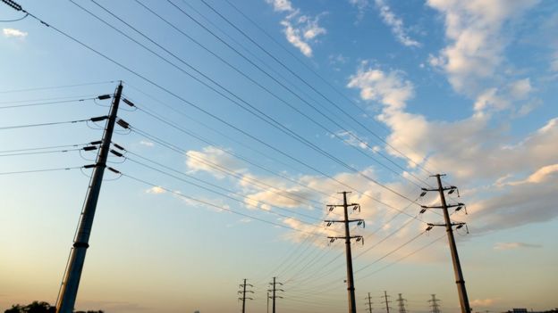 Postes de energía