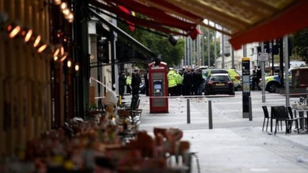 حادث التصادم خارج متحف وسط لندن غير مرتبط بالإرهاب _98220195_71bd4b8e-8dd0-4c23-b921-1a9c55da498f