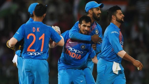 சுழலில் மிரட்டிய சாஹல்