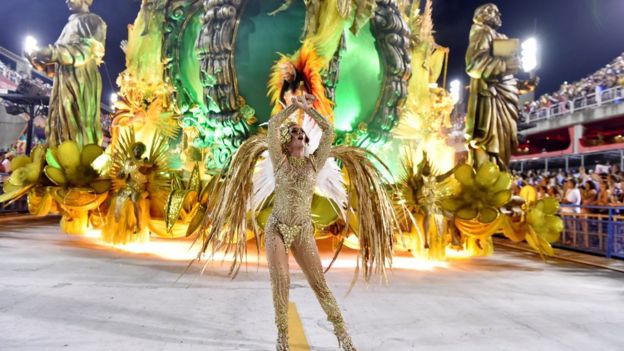 brazilian carnival dancers