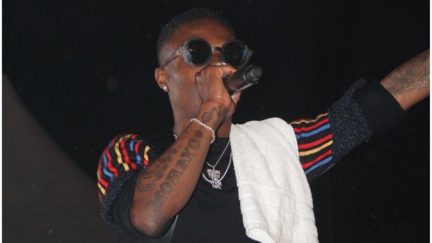 Wizkid, akiwasisimua mashabiki wake mwishoni mwa juma Nairobi
