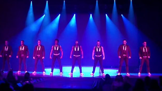 Bailarines al inicio del espectáculo de los Chippendales en Las Vegas, Estados Unidos.