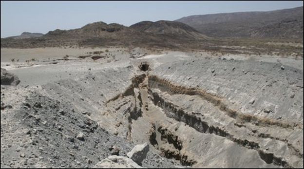 Volcanic vent in Afar region, Ethiopia (Photo: Julie Rowland, University of Auckland)