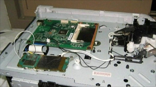 Bomb found on cargo plane
