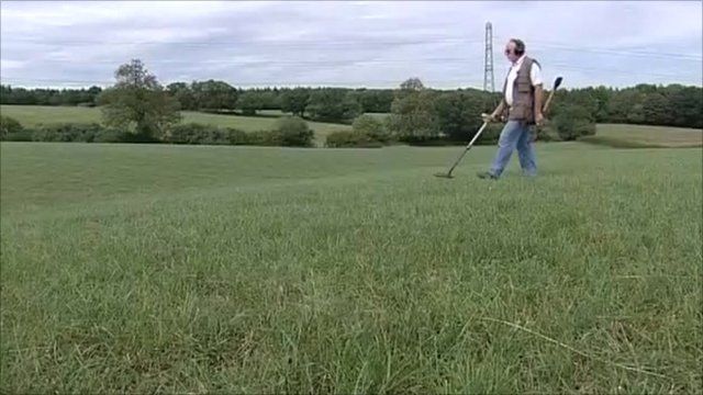 David Crisp with metal-detector