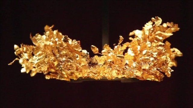 Gold artefact from Alexander collection