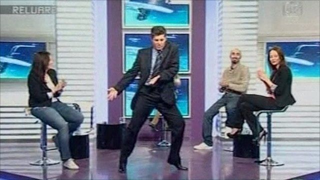 Edmond Talmacean dancing on Romanian television