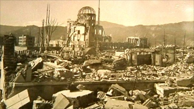 hiroshima-atomic-bomb-photos-go-on-show-bbc-news