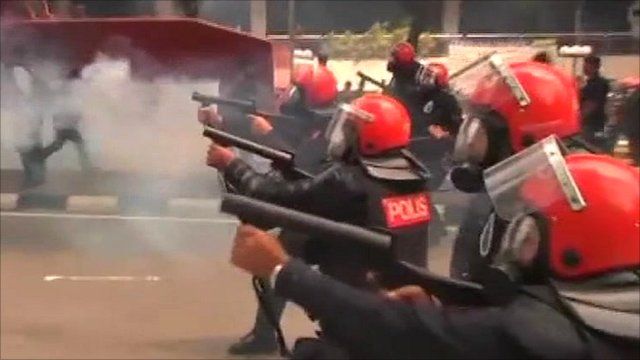 Police using tear gas during last week's rallies