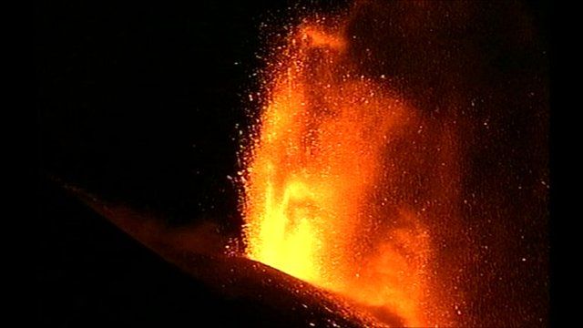 Mount Etna lave eruption