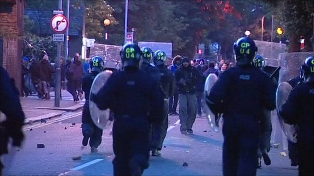 Police clashes in Enfield